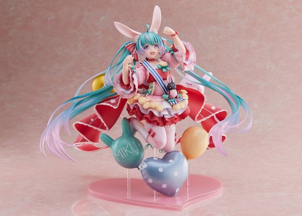 Hatsune Miku Birthday 2021 Pretty Rabbit Ver. 1/7 | Spiritale Figure