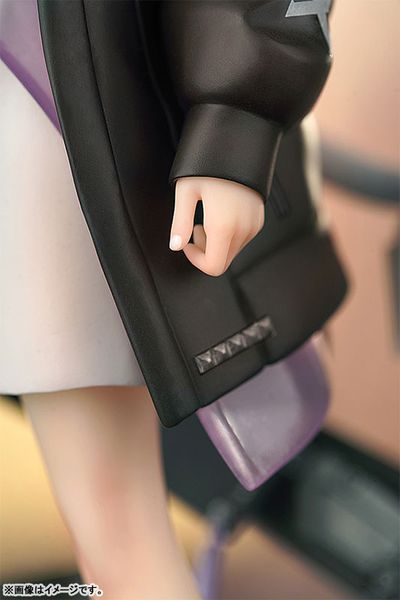 [E] 1/7 - A-Z | Myethos Figure