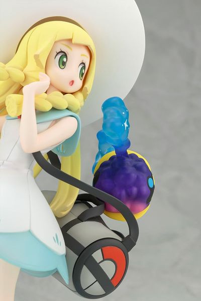 Pocket Monsters Moon - Pocket Monsters Sun - Cosmog - Lillie - Pokémon Center Original Figure - 1/8 ( Kotobukiya ) Figure