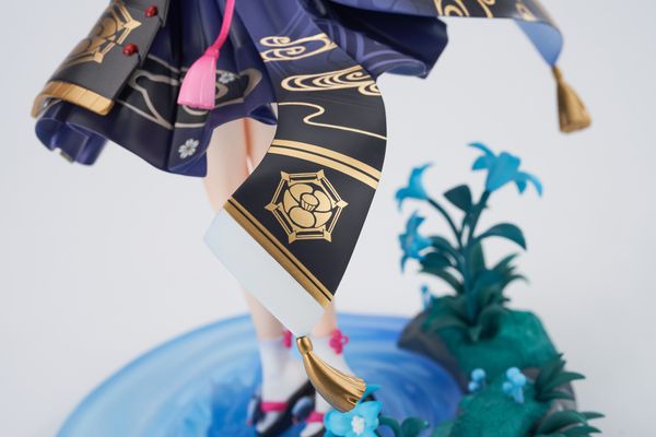 Kamisato Ayaka Frostflake Heron Ver. 1/7 - Genshin Impact | Apex