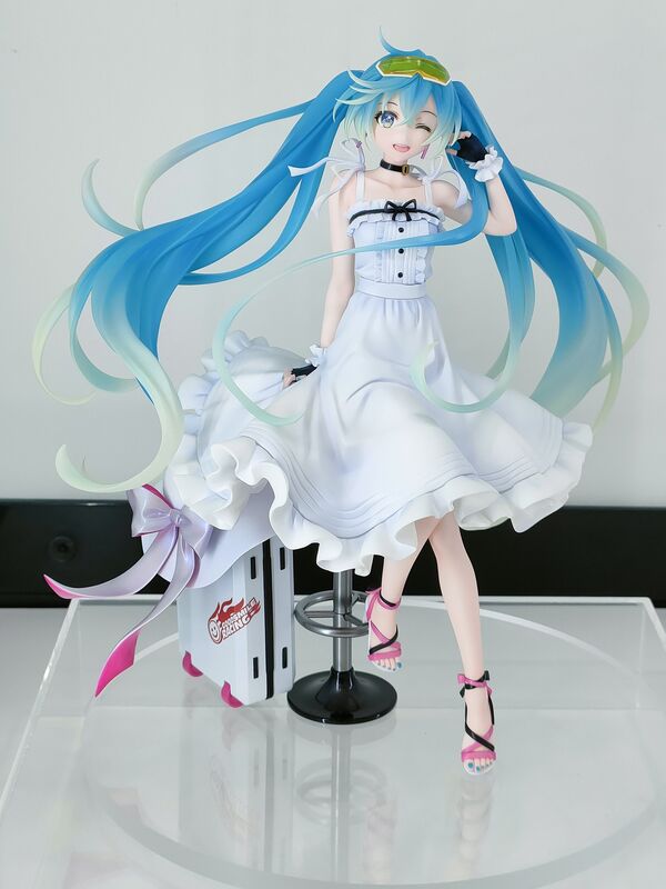 Hatsune Miku 2021 Vacation Style Ver. 1/7 - Good Smile Racing