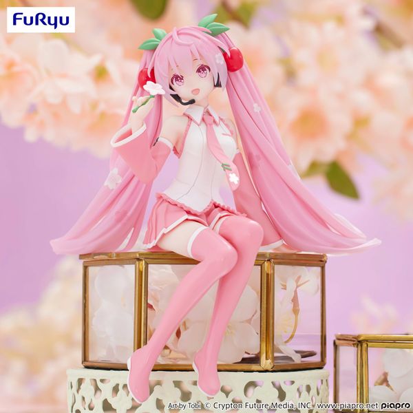 Noodle Stopper Figure Hatsune Miku Sakura, 2024 Ver.| FuRyu Figure