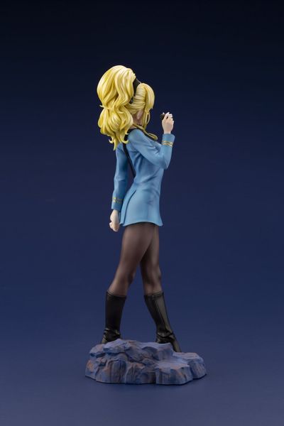 Medical Officer Limited Edition - Star Trek | Kotobukiya Figure