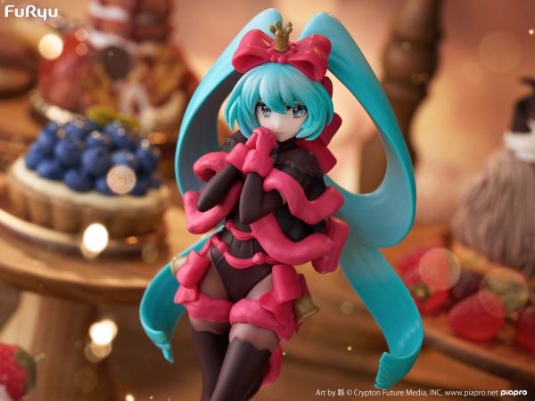 Hatsune Miku Exceed Creative Sweet Sweets Noel Raspberry - Piapro Characters | FuRyu Figure