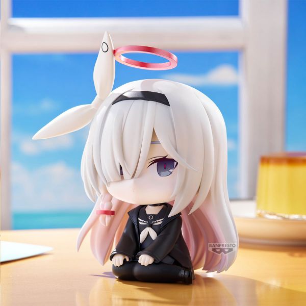 Plana Osuwari Figure - Blue Archive | Bandai Spirits Figure