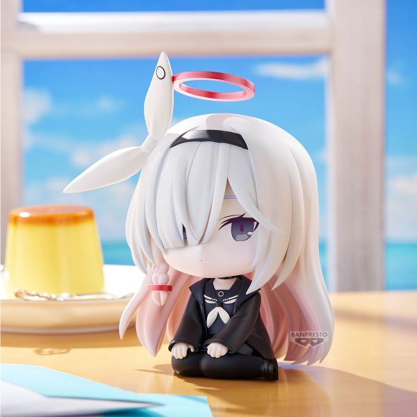 Plana Osuwari Figure - Blue Archive | Bandai Spirits Figure