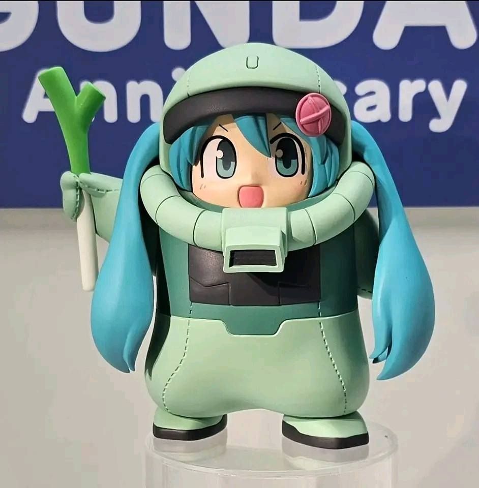 Hatsune Miku Zakugurumi Gundam x Miku Anniversary - Kidou Senshi