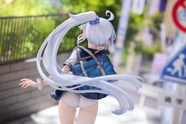 Mirai-chan Almost Late Panchira Standard Edition 1/6 -  Original Character | Bibi Buttons Figure