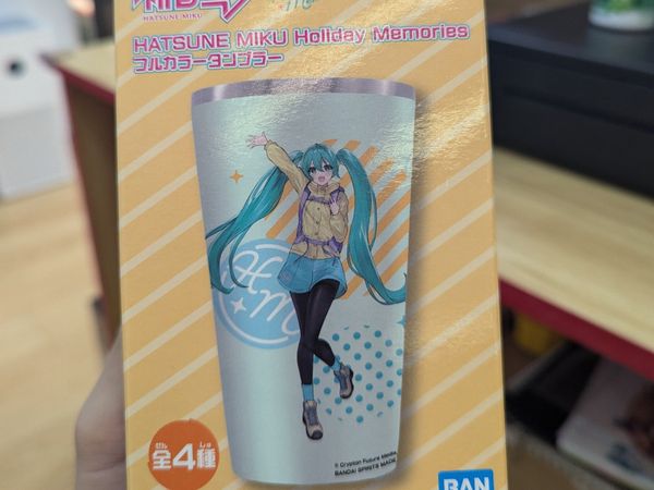 Cốc giữ nhiêt Hatsune Miku Full Color Tumbler - Holiday Memories | Bandai Spirits Goods