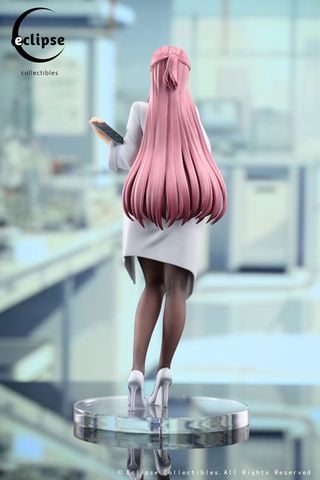 Doctor Ayase 1/6 | Eclipse Collectibles Figure