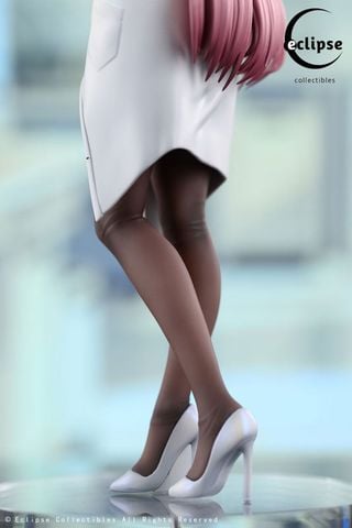Doctor Ayase 1/6 | Eclipse Collectibles Figure