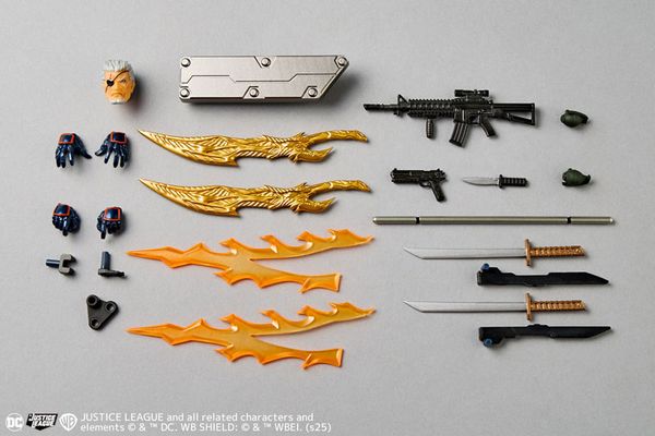 Revoltech Amazing Yamaguchi Deathstroke Ver.1.5 - DC Comics | Kaiyodo Figure