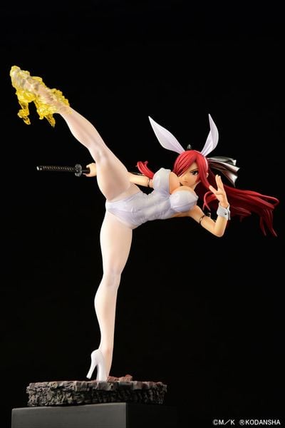 Erza Scarlet High Kick ver. White Rabbit 1/6 Figure - FAIRY TAIL | Orca Toys Figure