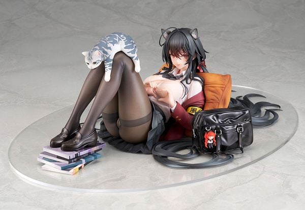 Taihou Sweet Time After School Ver. 1/7 - Azur Lane | Alter Figure