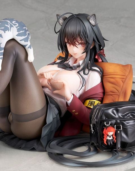 Taihou Sweet Time After School Ver. 1/7 - Azur Lane | Alter Figure