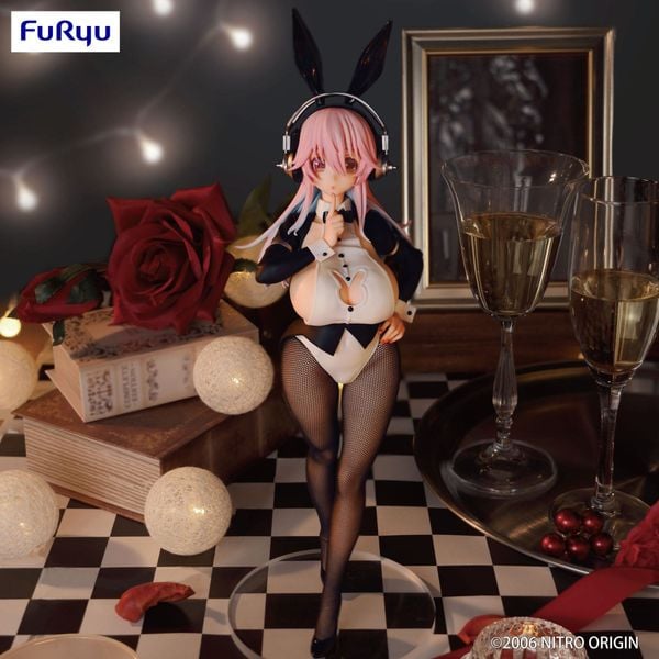 Sonico Tailcoat ver. BiCute Bunnies - SoniComi (Super Sonico) | FuRyu Figure