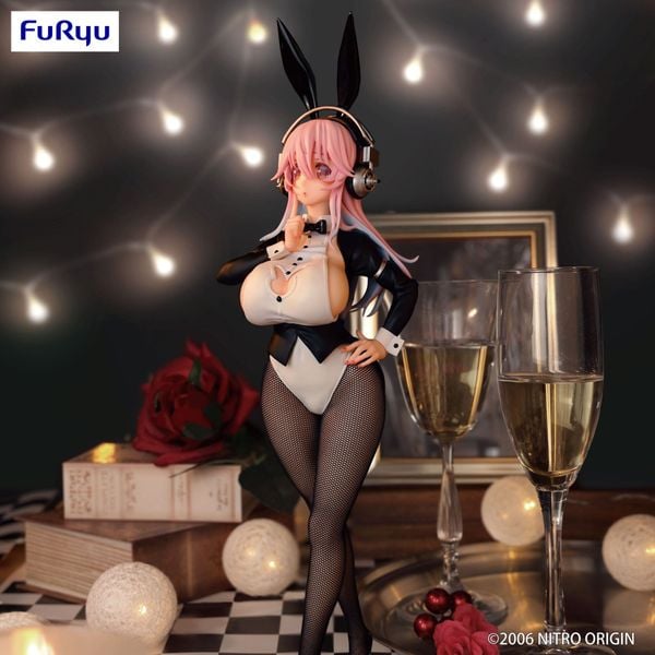 Sonico Tailcoat ver. BiCute Bunnies - SoniComi (Super Sonico) | FuRyu Figure