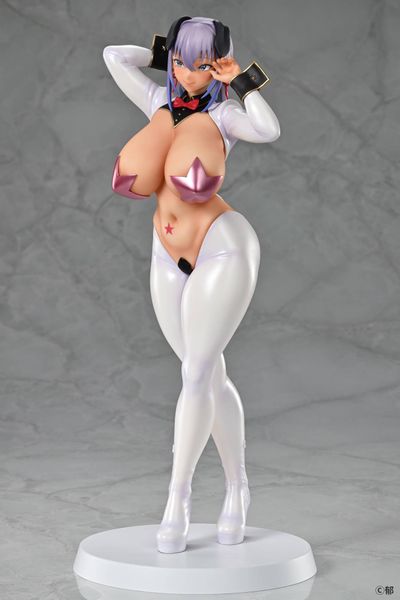 Ami-Chan Tanned Ver. Reverse Bunny Suit 1/5 - Original Character | Q-Six Figure