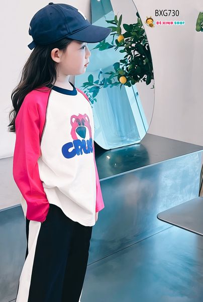 Bộ dài tay thu đông gấu Dâu quần ống suông dễ thương cho bé gái BXG730