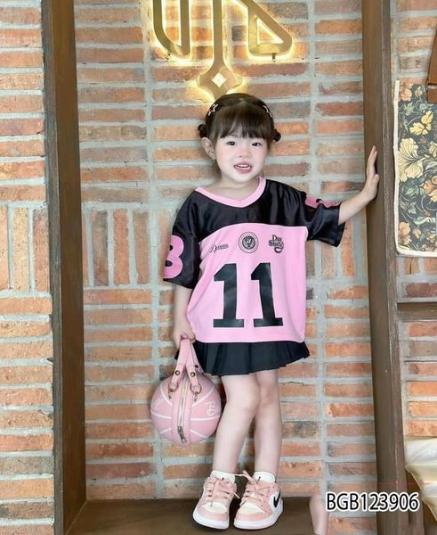 Set thể thao chân váy Kuromi dễ thương cho bé gái BGB123905