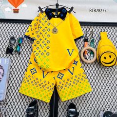 Bộ thun cổ trụ HỌA TIẾT LV HL dễ thương cho bé trai BTB28277