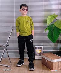 Áo thun dài tay phối túi cách điệu dễ thương cho bé trai ATB196835