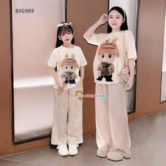 Bộ áo thun in Labubu quần sọc ống suông dễ thương cho Mẹ & Bé gái BXG989