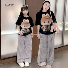 Bộ áo thun in Labubu quần sọc ống suông dễ thương cho Mẹ & Bé gái BXG989