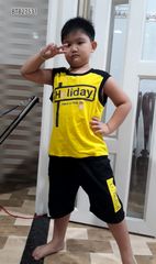 Bộ thun sát nách in chữ HOLIDAY dễ thương cho bé trai mùa hè BTB27531