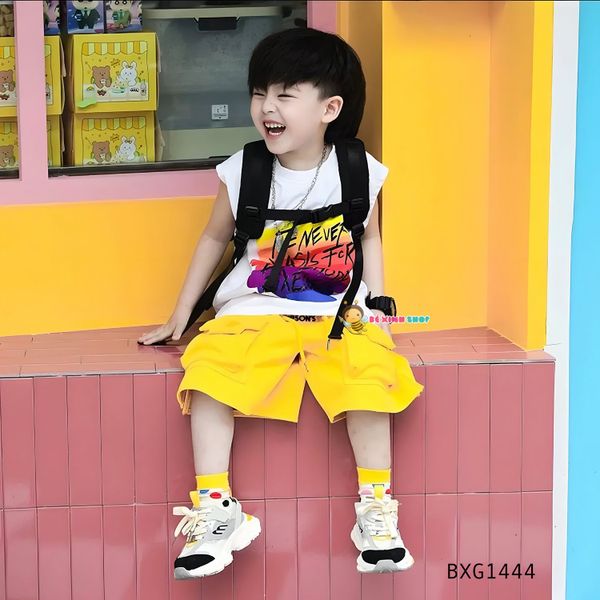 Bộ sát nách tay lỡ in chữ quần túi hộp dễ thương cho bé trai BXG1444