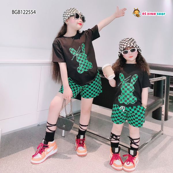 Bộ thun in thỏ quần caro dễ thương cho bé gái BGB122553