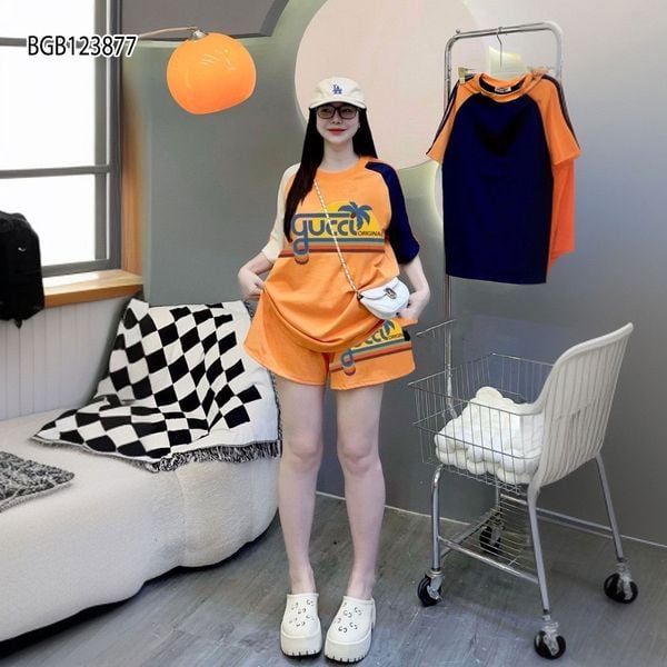 Bộ thun ĐÙI tay phối màu Gucc dễ thương cho bé gái BGB123876