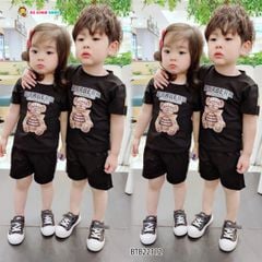 Bộ Gấu Burr trai gái dễ thương cho bé BTB22110