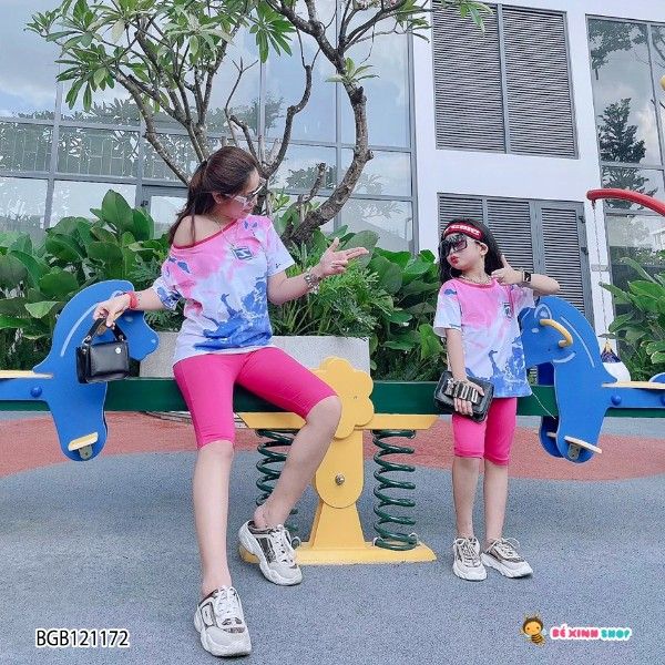 Bộ lửng in logo Chanel loang dễ thương cho bé gái BGB121172