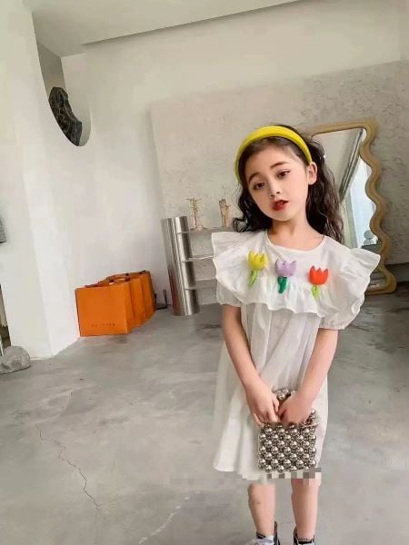 [XẢ KHO] Đầm kate đính bông dễ thương cho bé gái DGB292473