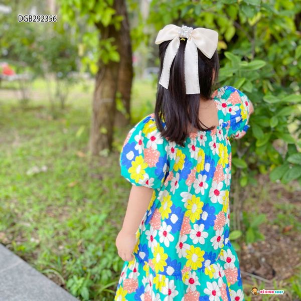 Đầm hoa chạy smook dễ thương cho bé gái DGB292356