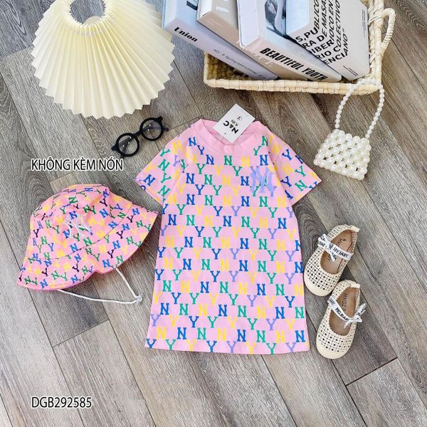 Đầm thun NY (không kèm nón) dễ thương cho bé gái DGB292585