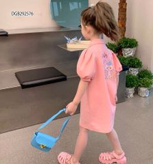 Đầm polo cổ trụ in thỏ dễ thương cho bé gái DGB292576