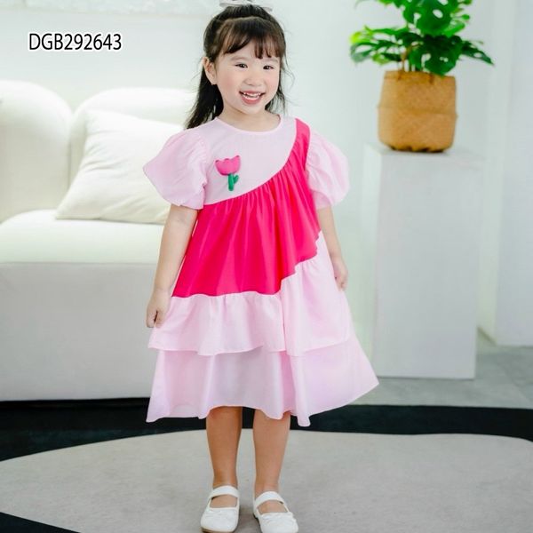 Đầm tầng babydoll đính hoa phối màu dễ thương cho bé gái dạo phố, đi học DGB292643