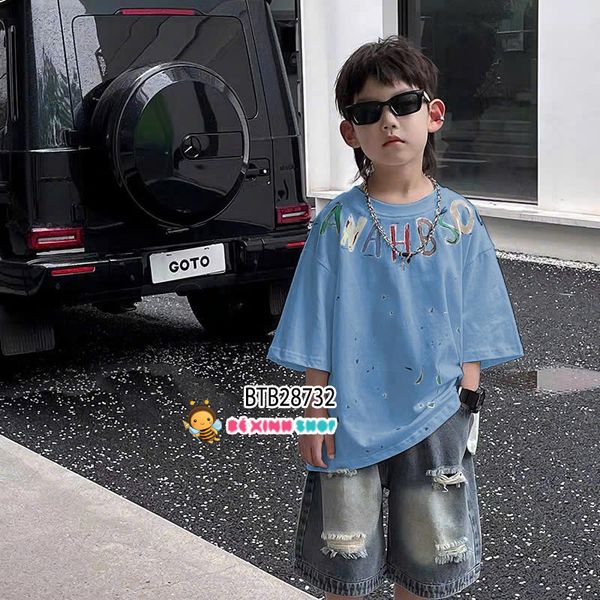 Set jean chữ hoạ tiết phun sơn phối quần jean wash rách cực ngầu cho bé trai BTB28730