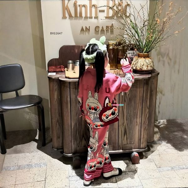 Pijama lụa dài tay Labubu dễ thương cho bé gái BXG1647