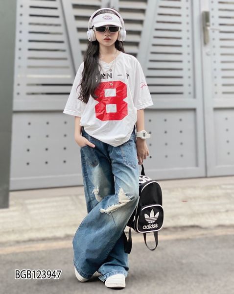 Quần jeans ống rộng wash rách dễ thương cho bé gái BGB123946