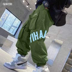 [XẢ KHO] Quần Jogger in chữ YIHAI kaki túi hộp sành điệu cho bé trai QTB196871