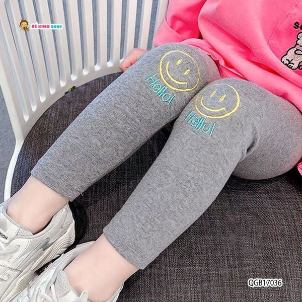 Quần legging thêu hình gấu & mặt cười dễ thương cho bé gái QGB17036