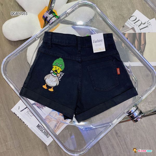 Quần sort jeans thêu vịt dễ thương cho bé gái QGB17052