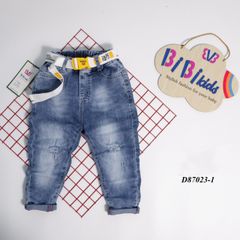 Quần jeans dài kèm phụ kiện nịch dễ thương cho bé trai QTB196948