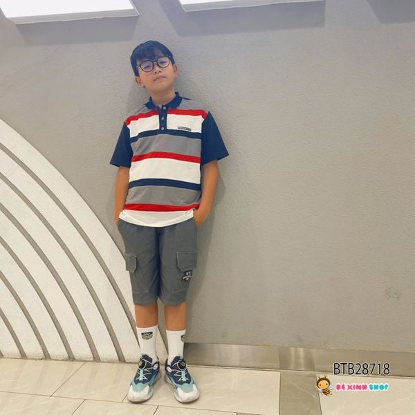 Set áo thun cổ trụ quần kaki túi hộp dễ thương cho bé trai đi chơi BTB28718