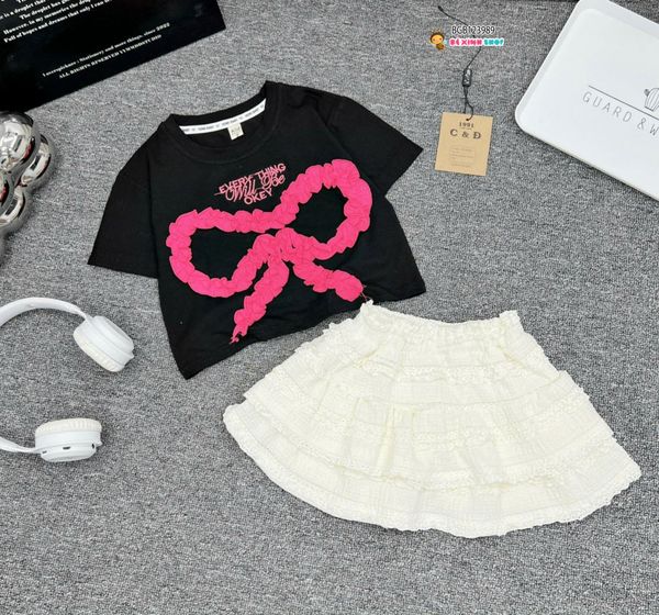Set chân váy ren thun phối áo phông may đắp nơ  dễ thương cho bé gái BGB123989