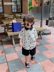 Set áo cổ trụ in mèo quần kaki dễ thương cho bé trai BTB27517