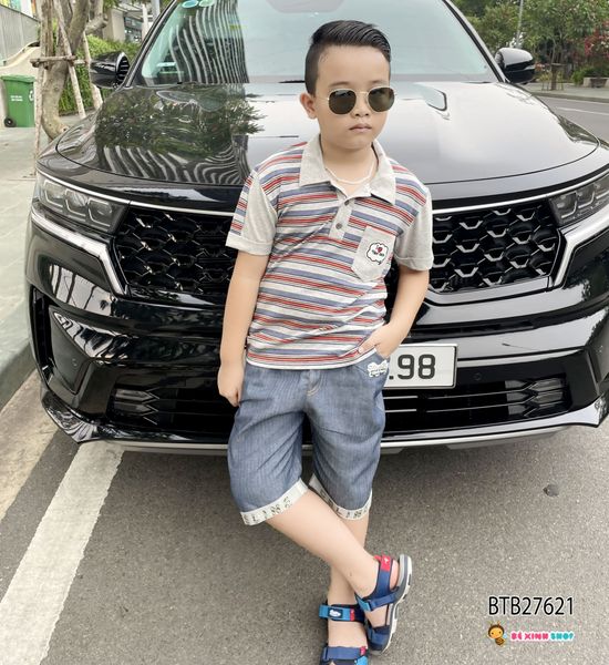 Set áo cổ trụ phối sọc quần jeans dễ thương cho bé trai đi chơi BTB27621